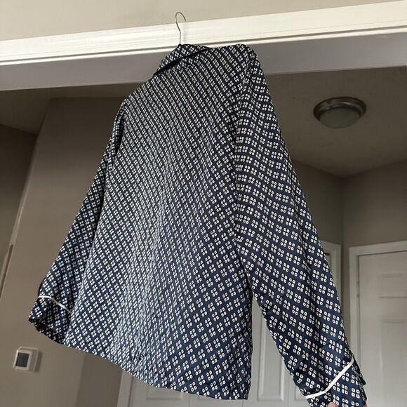 Eberjey Inez Washable Silk Printed Long PJ Pajama Top Size M Navy - Picture 6 of 11